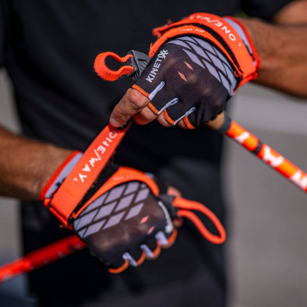 Kinetixx Leichte Kurzfinger-Skirollerhandschuhe Sepan Letzter Tag