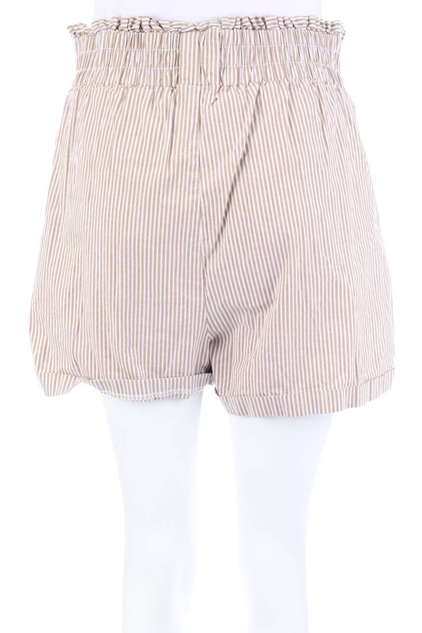 Carou ONLY Shorts mit Rüschen Im Verkauf