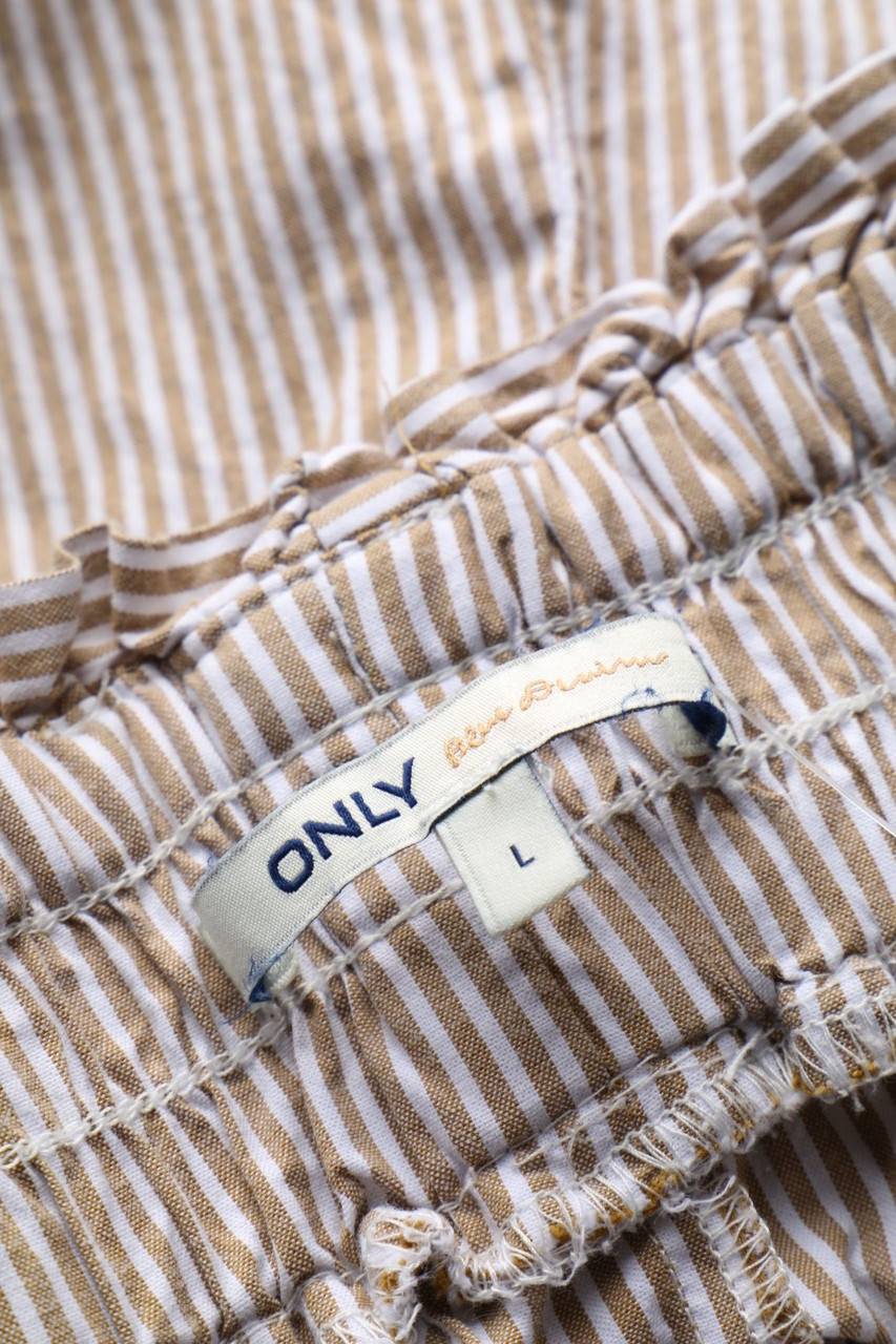 Carou ONLY Shorts mit Rüschen Im Verkauf