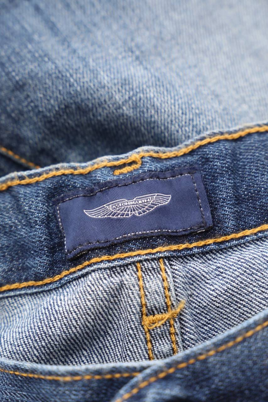 Carou Aston Martin distressed Jeans Begrenzte Freigabe