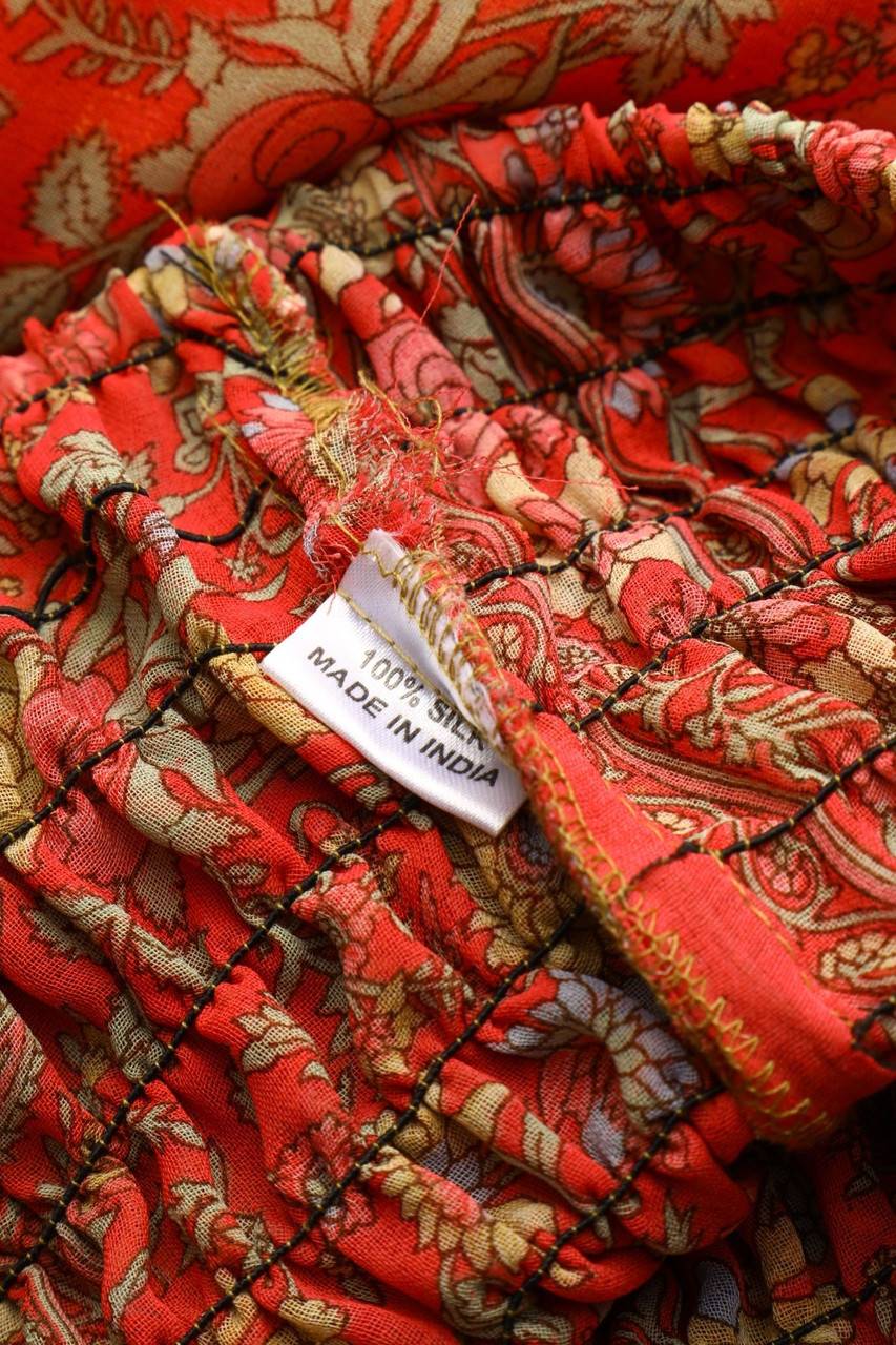 Carou Ohne Label Seidenkleid mit Muster Valentinstagsangebot