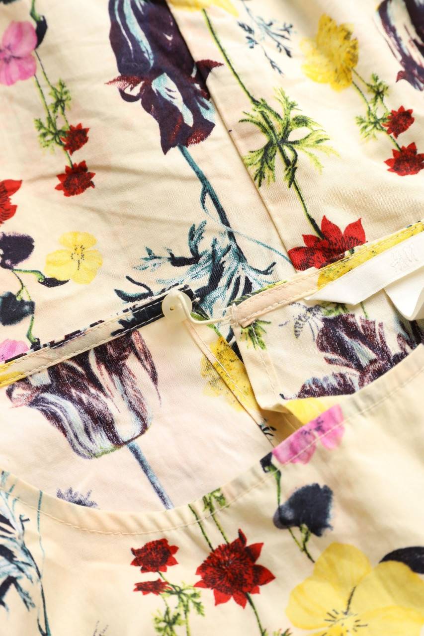 Carou H&M Bluse mit Blumen-Print zum Knoten Lagerräumung
