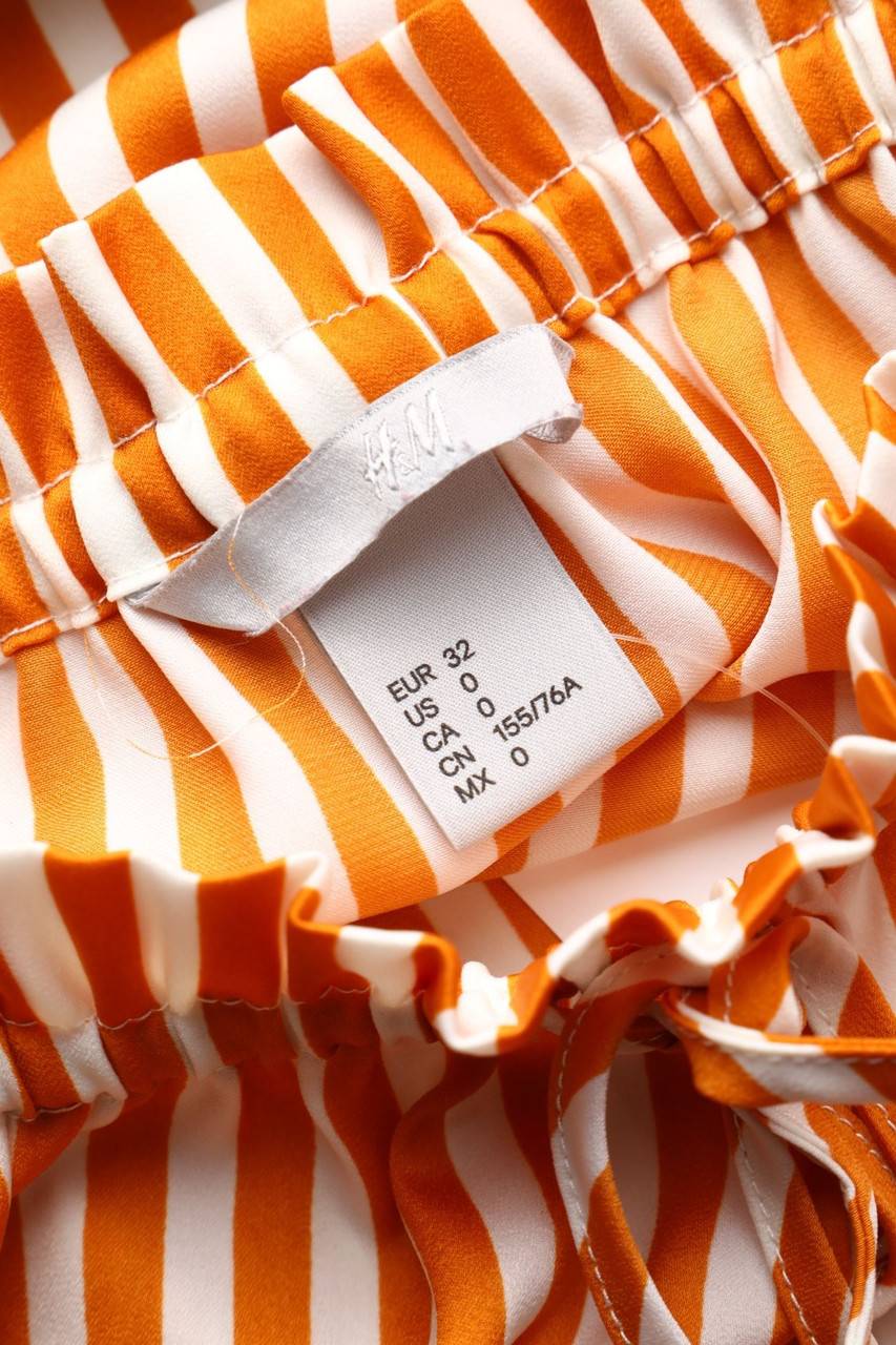 Carou H&M Carmen-Bluse aus Satin Blitzangebot