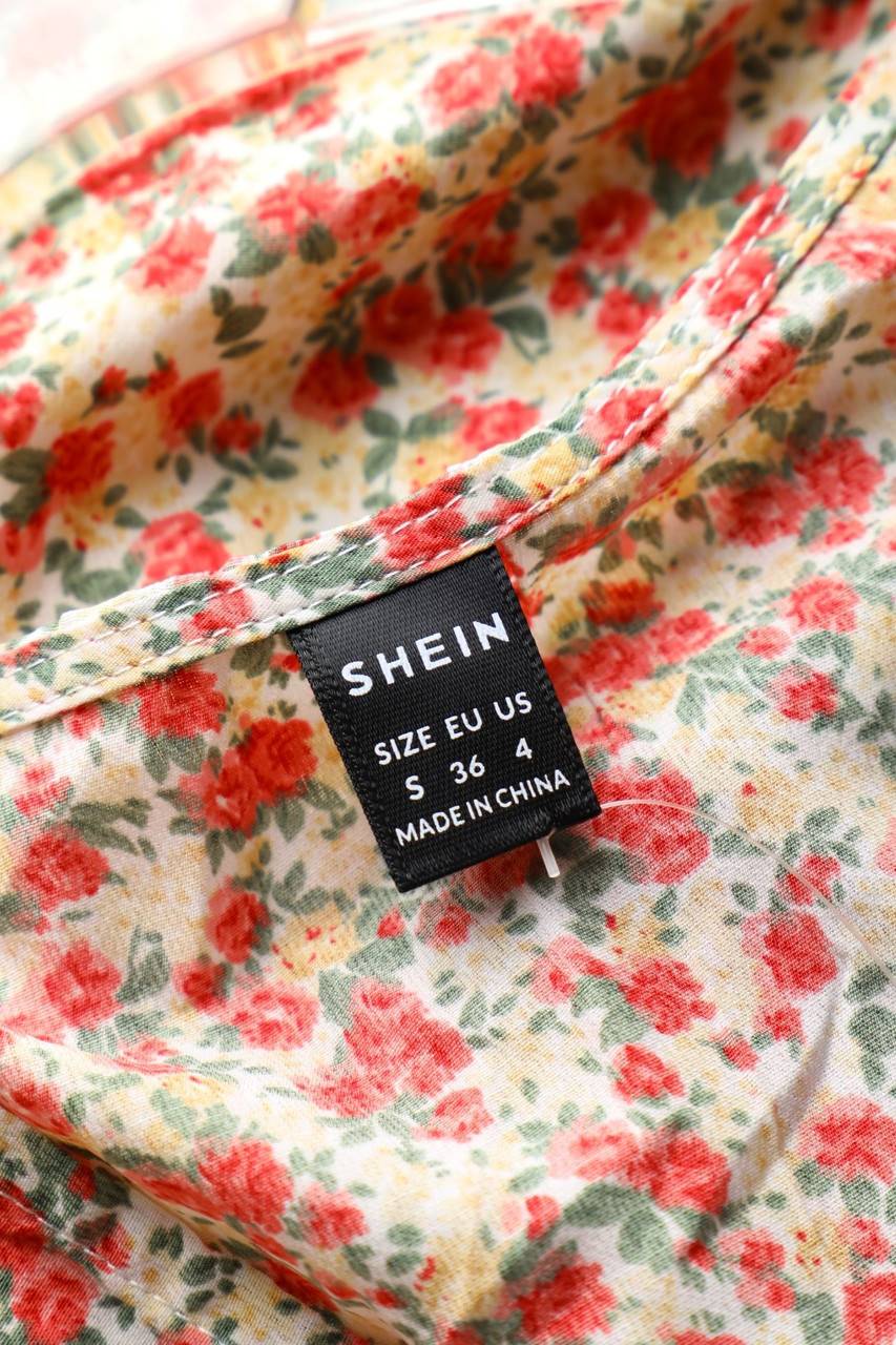 Carou SHEIN Maxi-Kleid mit Blumen-Print Kostenlose Rückgabe