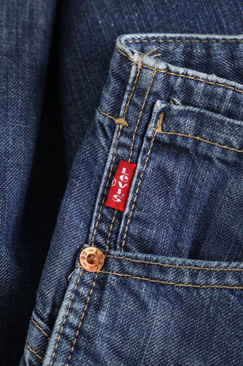 Carou LEVI´S Used Look Straight Cut Jeans Fabrikverkauf