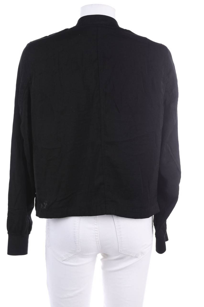 Carou H&M DIVIDED Blouson-Jacke Riesige Ersparnisse