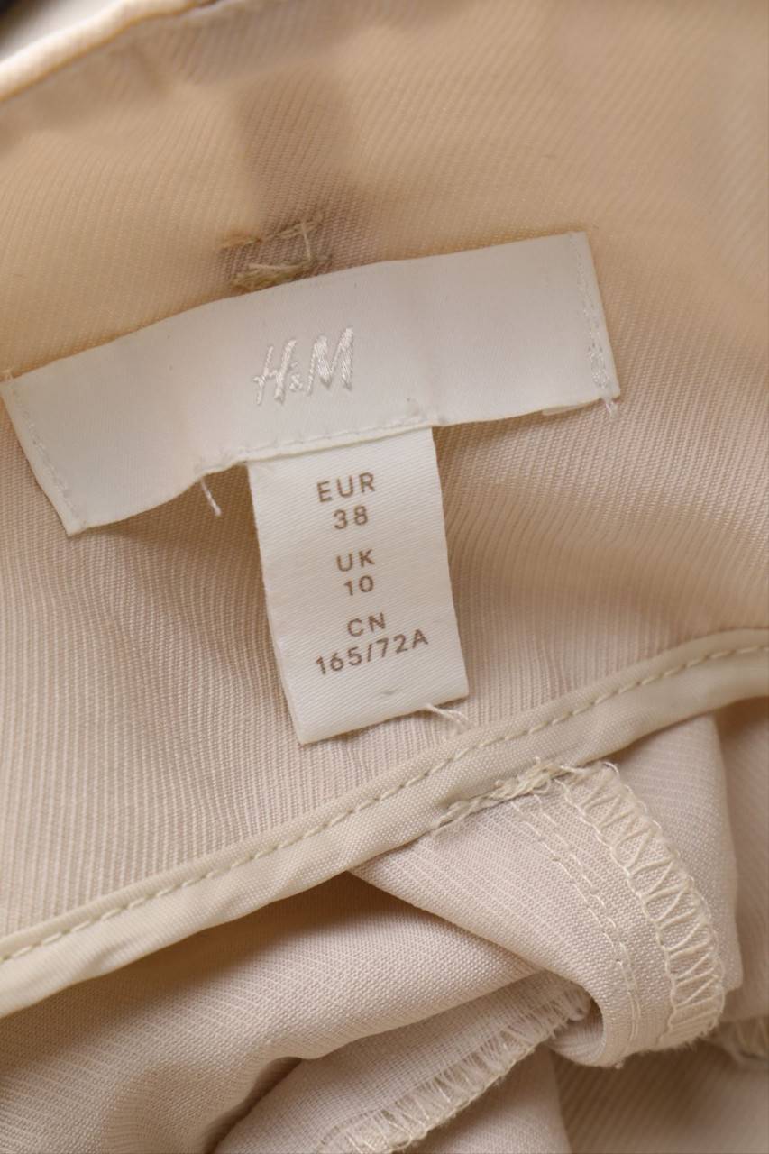 Carou H&M Shorts mit Gürtel Online