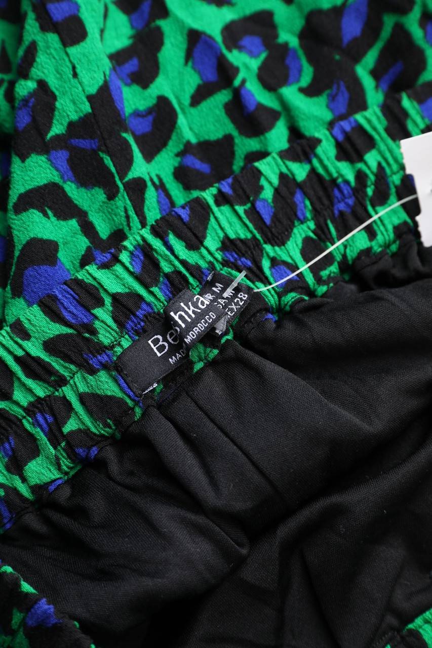 Carou Bershka Shorts mit Animal-Print Auslauf