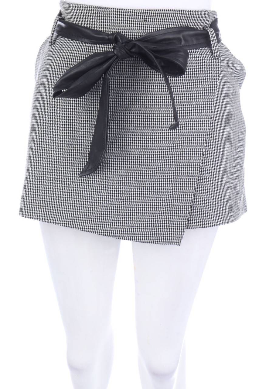 Carou ZARA TRF Skort mit Gürtel Kauf eins, bekomm eins gratis