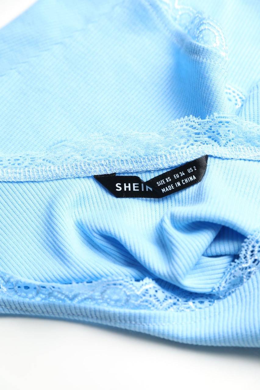 Carou SHEIN Crop-Top mit Spitze Riesige Rabatte