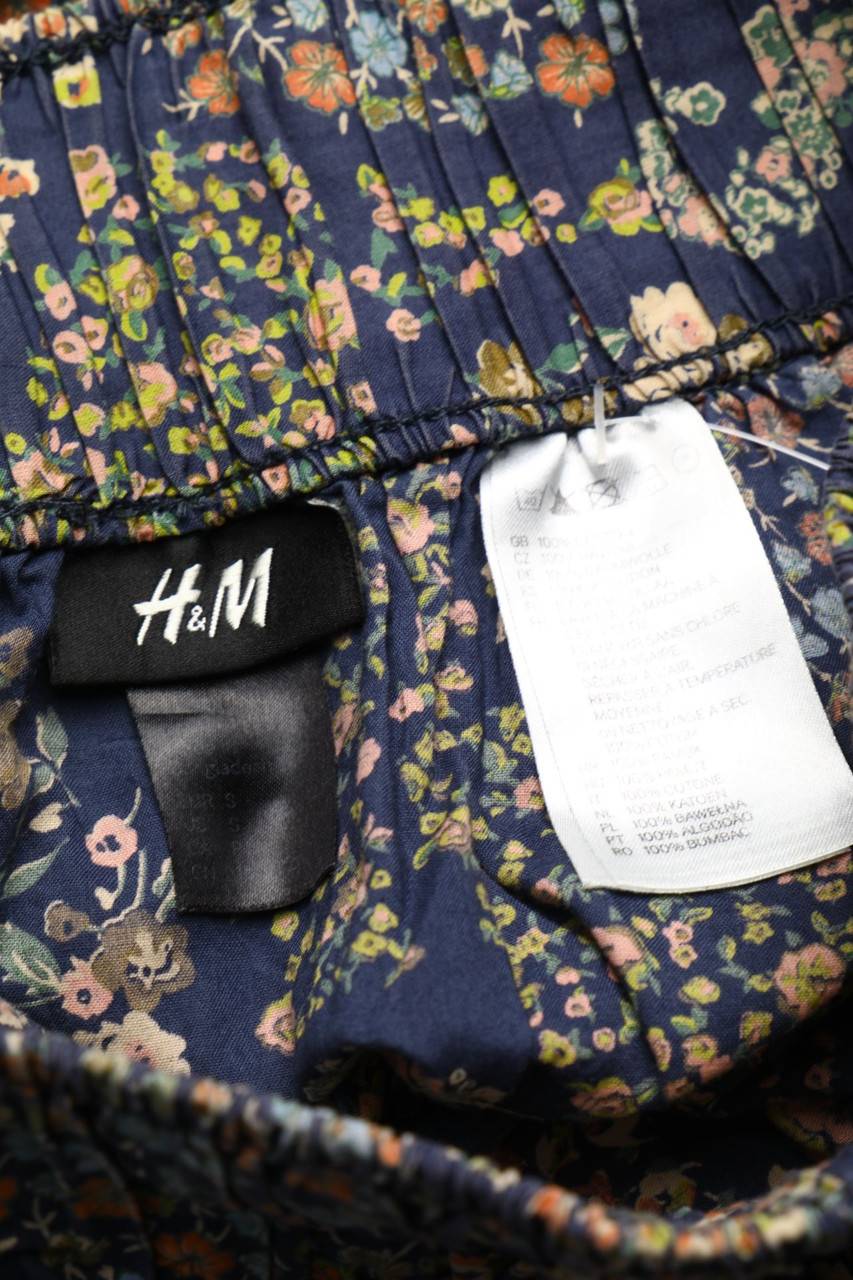 Carou H&M Rock mit Blumen-Print Meist gekauft