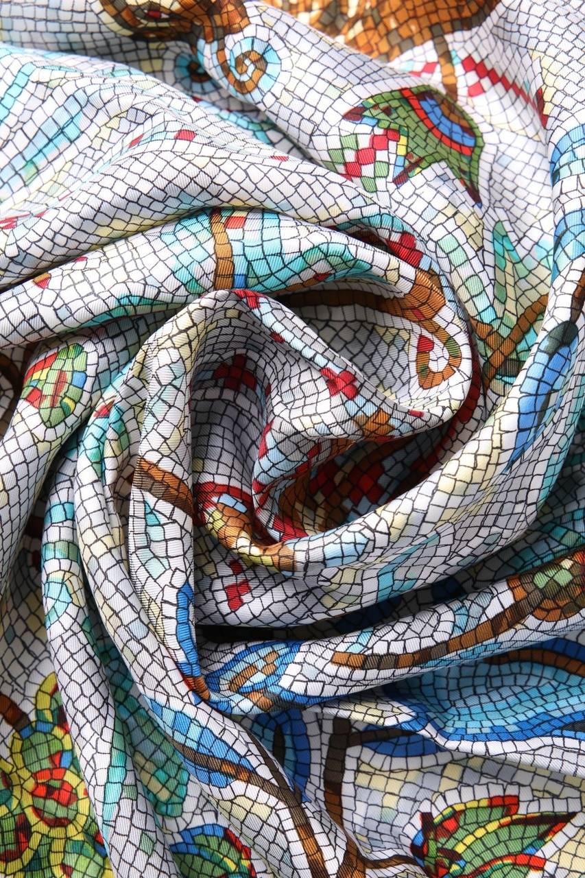 Carou HERMÈS PARIS Seidentuch Osterangebot