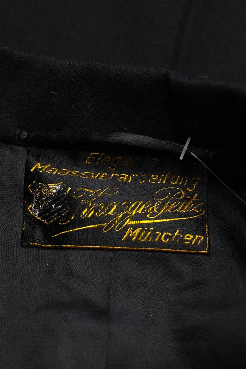 Carou SECONDHAND Frack Outlet