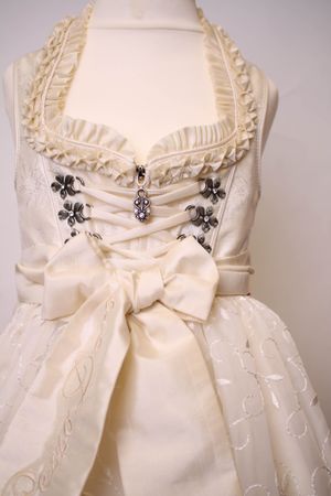 Pezzo D'oro Babydirndl,Taufkleid,Blumenstreudirndl,creme,bestickt Blitzverkäufe