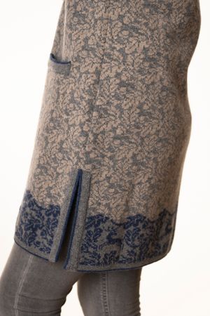 Pezzo D'oro Pezzo D&#039;oro Strickmantel in grau/blau gemustert, reine Wolle, hergestellt in Bayern, dicker warmer Wollmantel für Outdoor Schlussverkauf