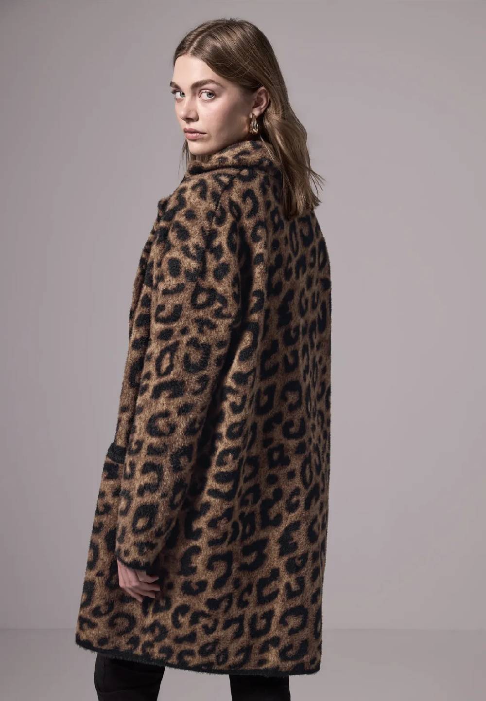 Street One Strickmantel im Leo-Look Riesige Rabatte
