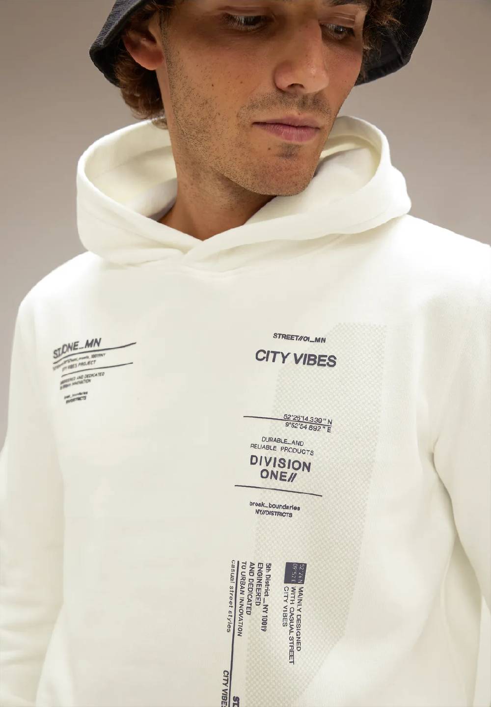Street One Kapuzenpullover mit Artwork Valentinstagsangebot